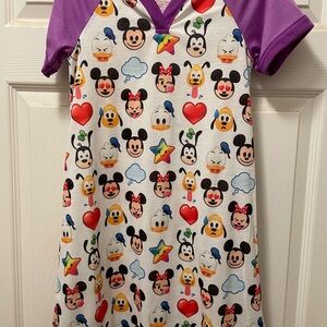 Disney World of Disney Emoji Nightshirt for Girls - Size 7/8 - New (Never Worn)